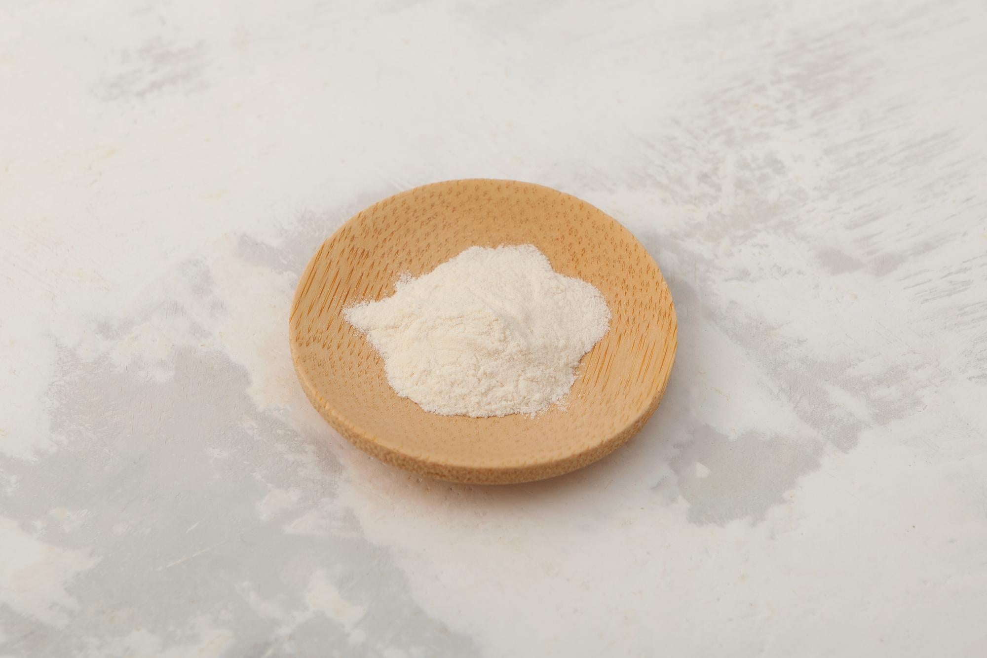 Xanthan gum-based fluid thickener can lower blood glucose levels.